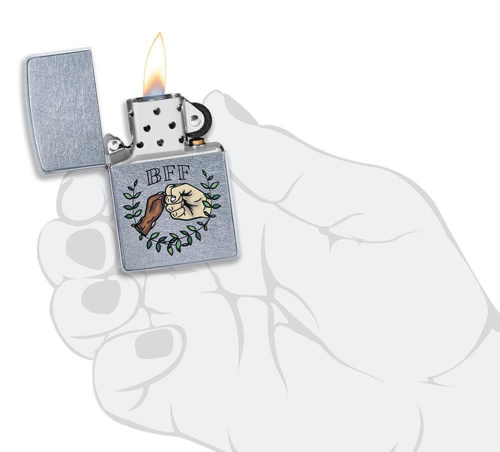Paw Bump Design in hand